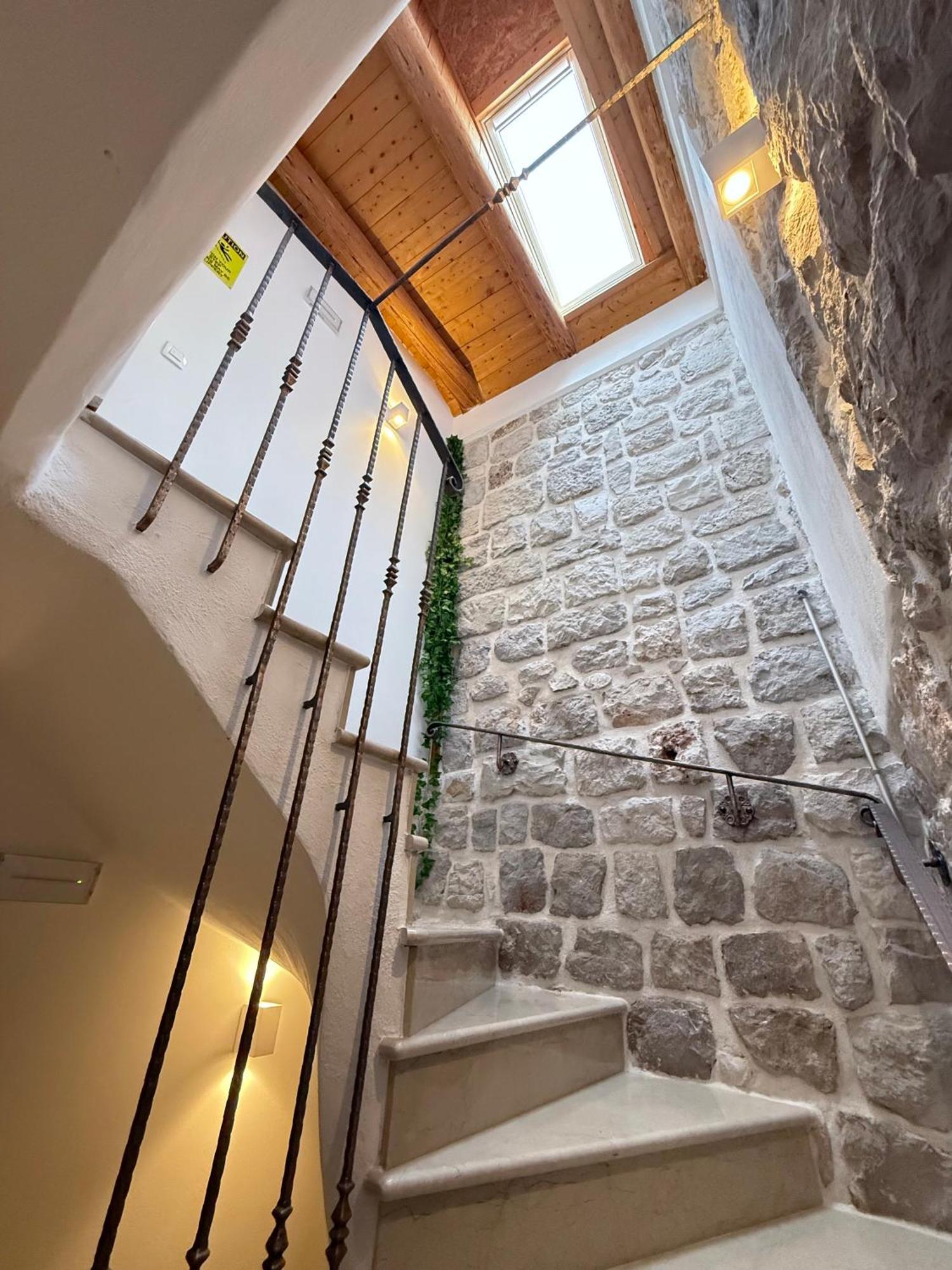 Dubrovnik Throne Suite IV Ngoại thất bức ảnh